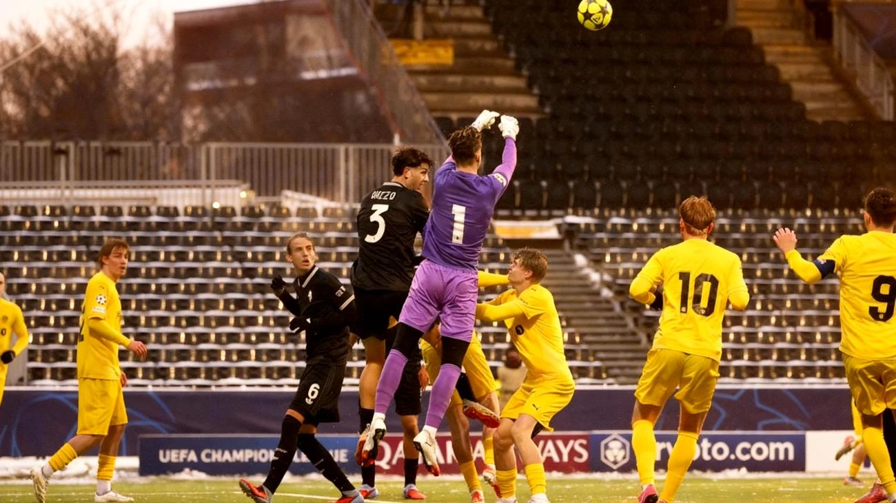 Bodø/Glimt - Juventus: il retroscena dell'aeroporto chiuso e le decisioni che hanno fatto esplodere il web 2025-11-25T19:39:19.285Z"